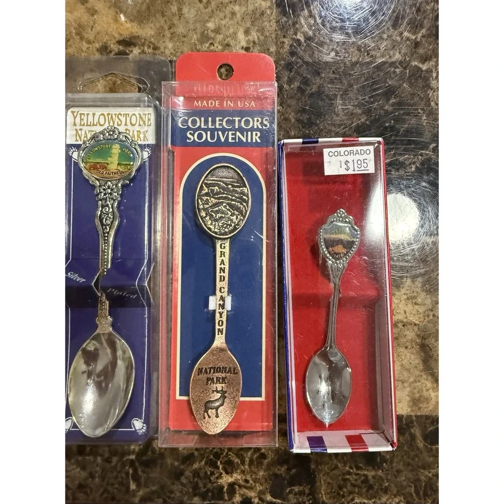 N/A vintage souvenir